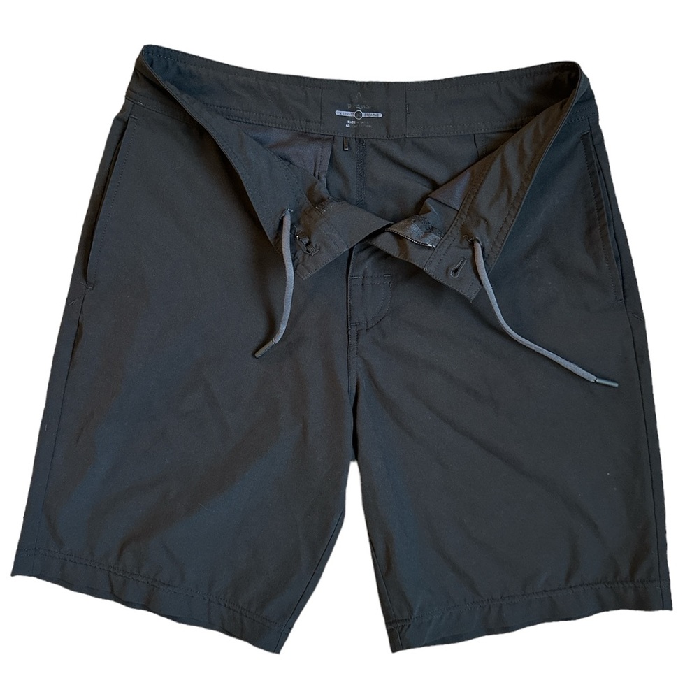 Men’s Prana board shorts